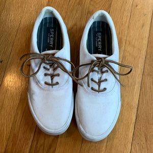 Men’s size 10 white Sperry Topsider sneakers